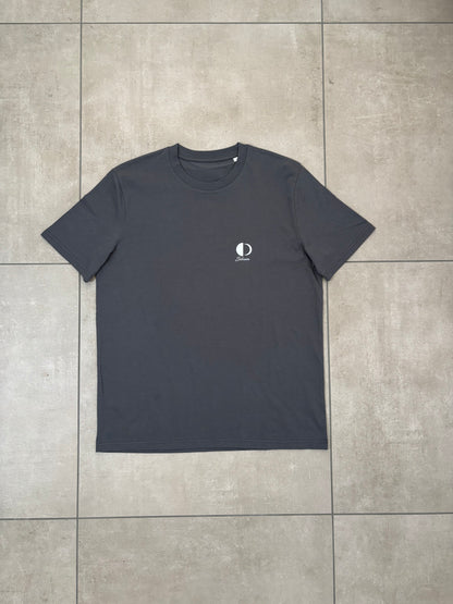 Solcozm Essentials Tee – SOLCOZM streetwear premium svizzero (foto 2)