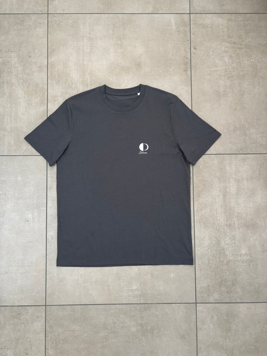 Solcozm Essentials Tee – SOLCOZM streetwear premium svizzero (foto 2)
