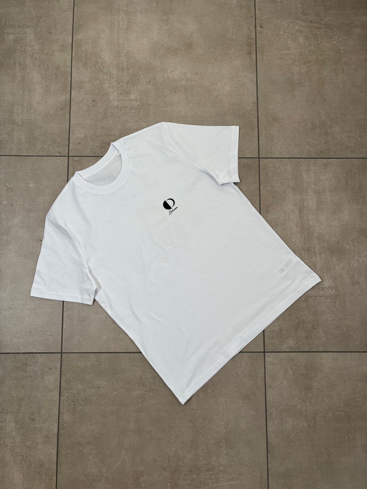 Solcozm Summer Tee – SOLCOZM streetwear premium svizzero (foto 3)