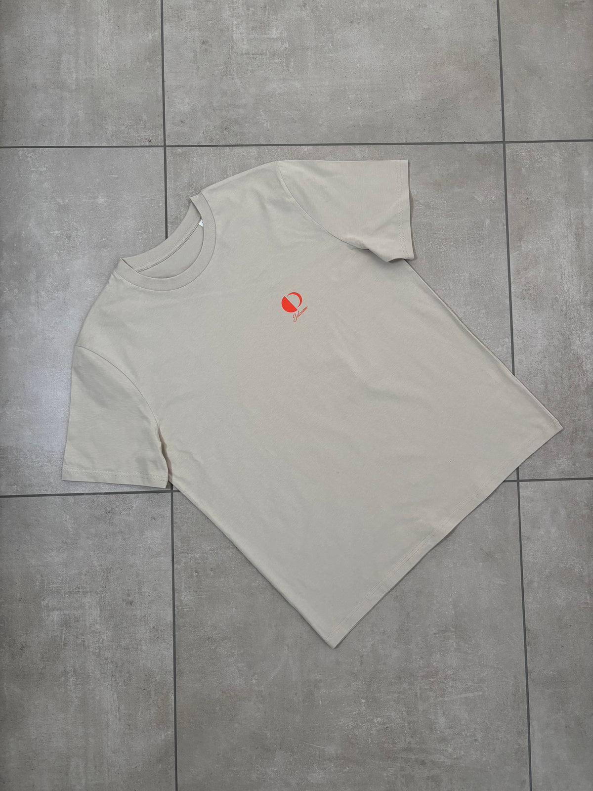 Solcozm Summer Tee – SOLCOZM streetwear premium svizzero (foto 3)